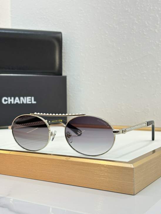 Picture of Chanel Sunglasses _SKUfw80881985fw